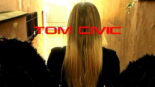 Tom Civic - Moving
